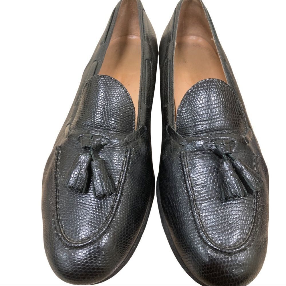 Belgian Shoes - The Lui Lizard Calf Loafers with Tassels.